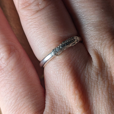 Ring Oval with structure 02 | Synergy | Summer Sale