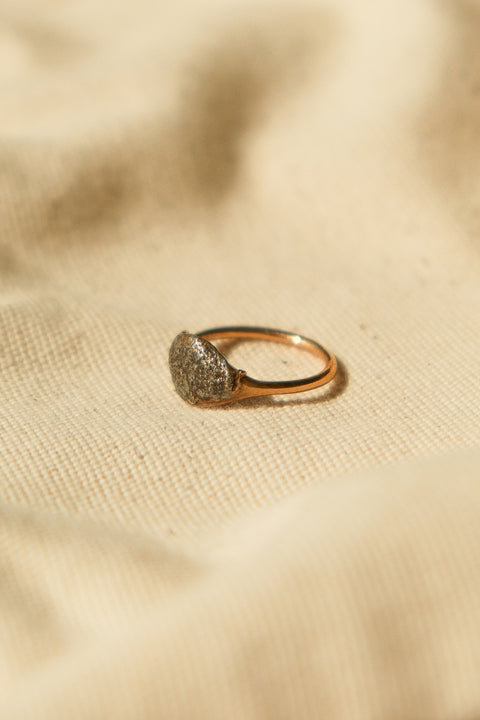 Ring with structure 03 | Synergy | Summer Sale