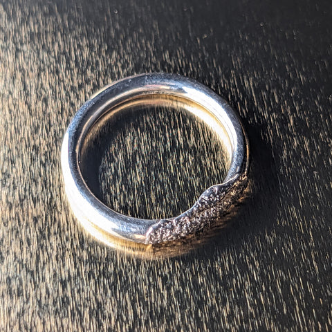 Ring Oval with structure 01 | Synergy | Summer Sale 