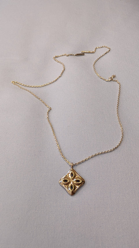 Aster Monos Necklace | Arabis 